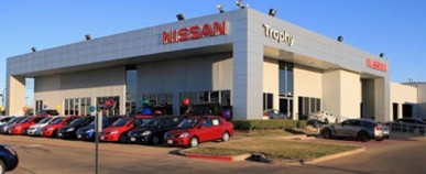 trophy_nissan Logo