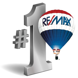ReMax United Logo