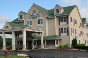 Country inn & Suites Lebanon Logo