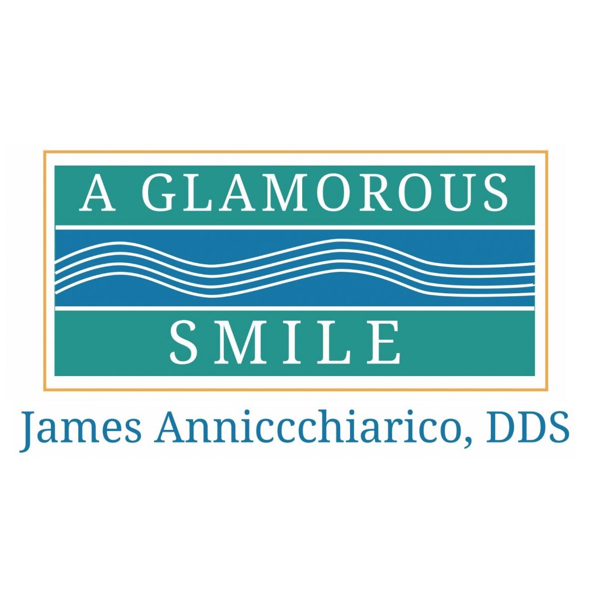 aglamoroussmile Logo