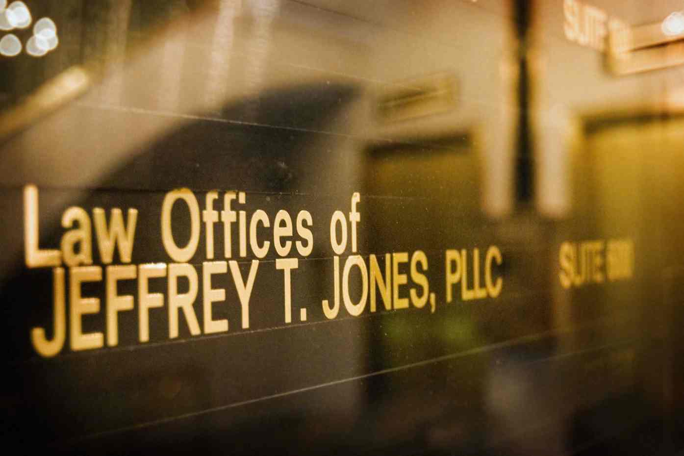 Law Offices of Jeffrey T. Jones Logo