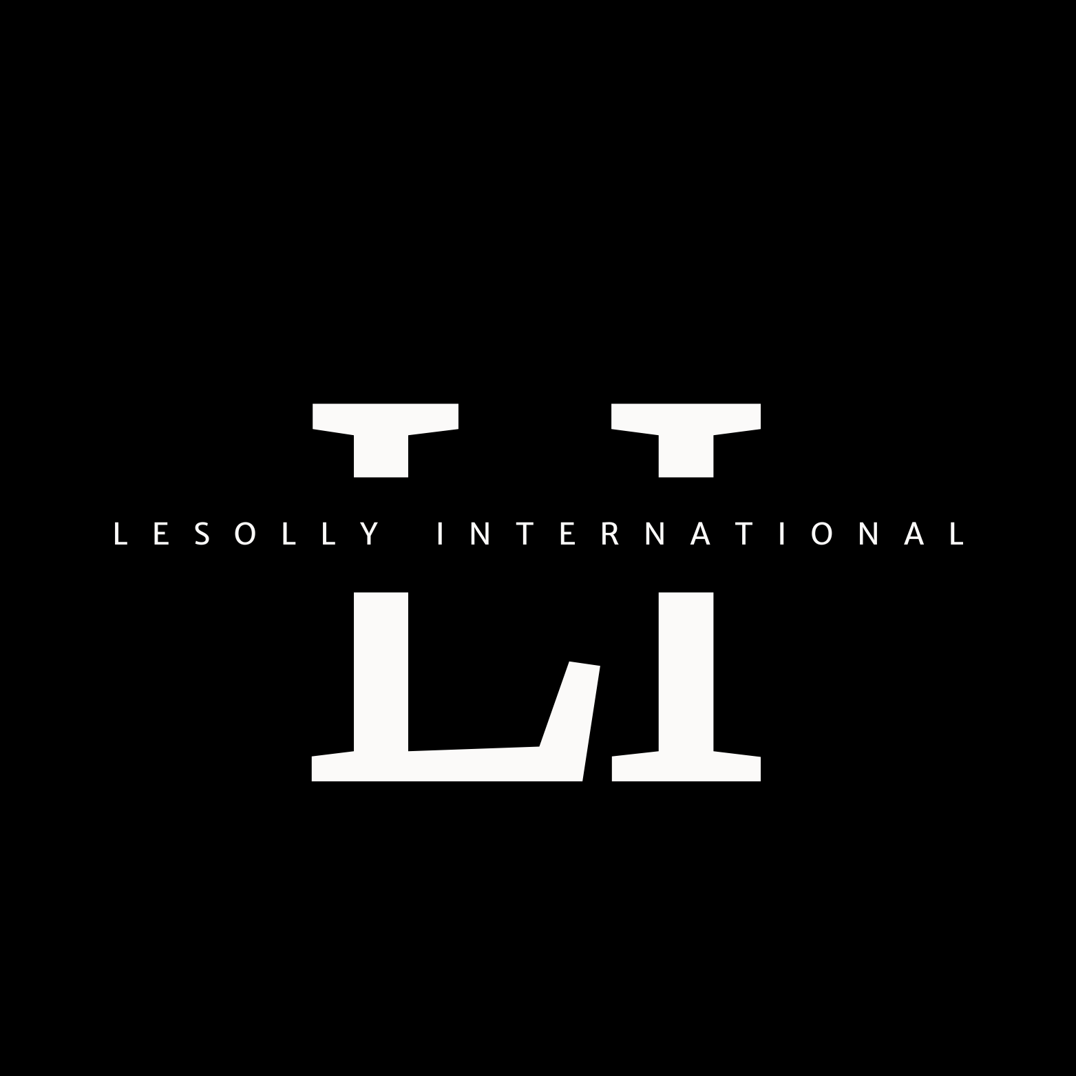 Lesolly Luxe Logo