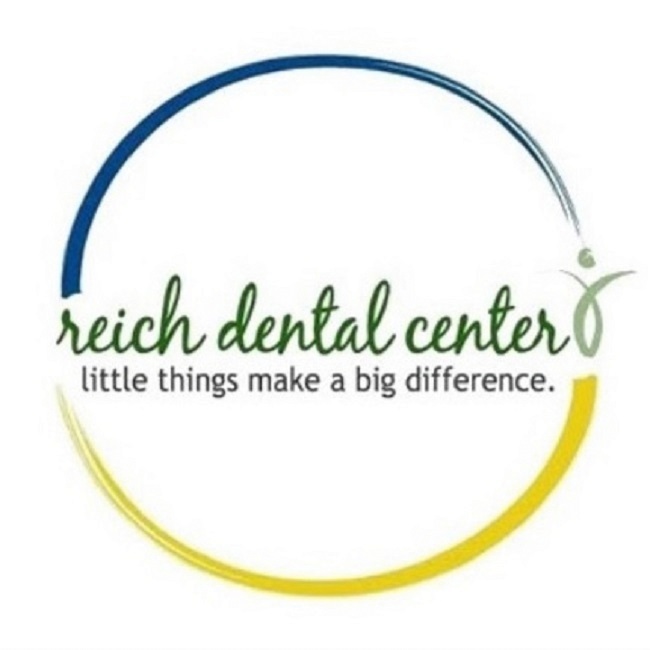 reichdentalcenter Logo