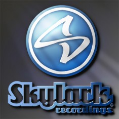 skylarkrecordings Logo